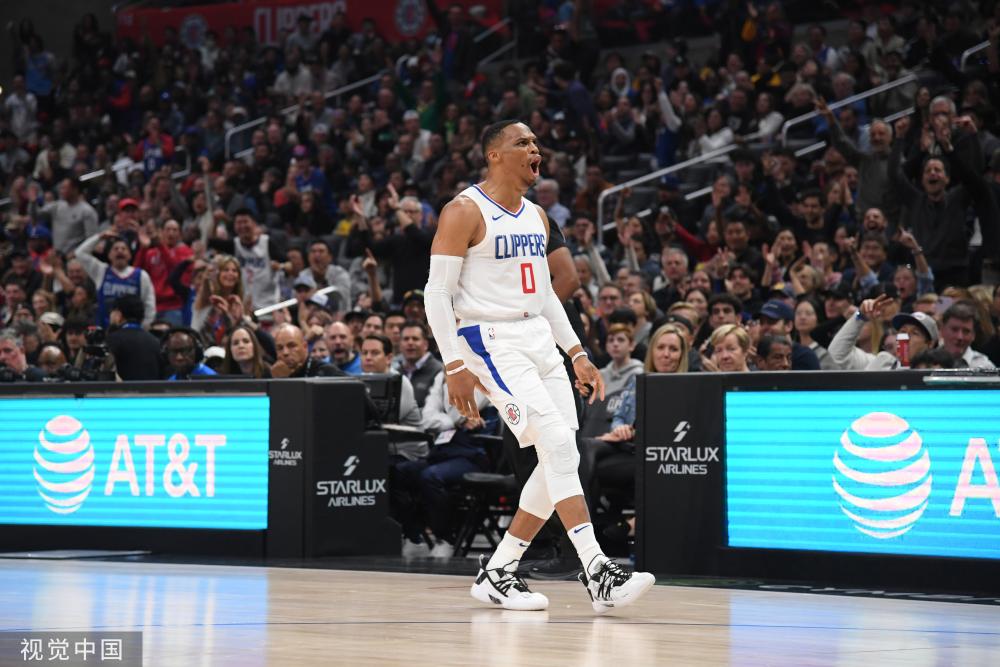 无力招架的 无力招架的