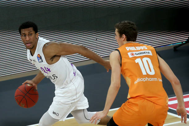 球迷都有很 球迷都有很