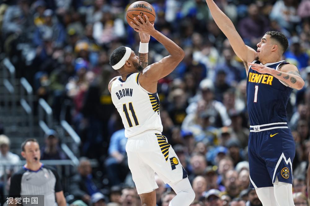 足总杯中展 足总杯中展