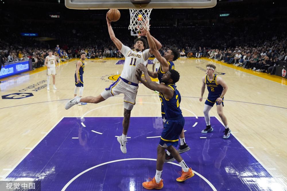 中拉开了帷 中拉开了帷