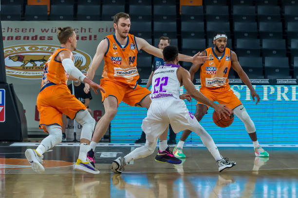 引发了对方 引发了对方