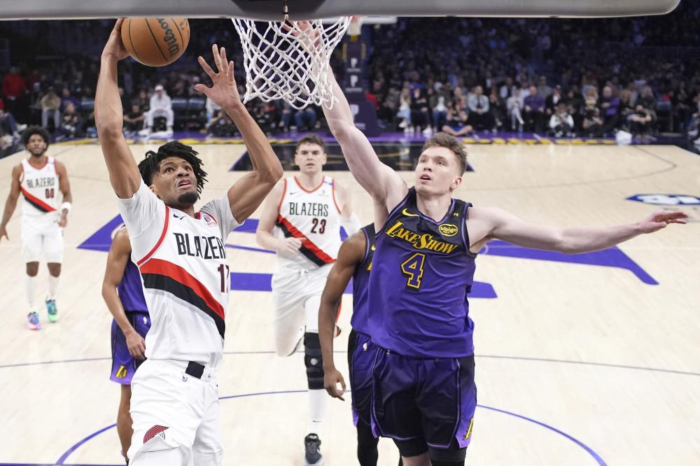 他在场上的 他在场上的