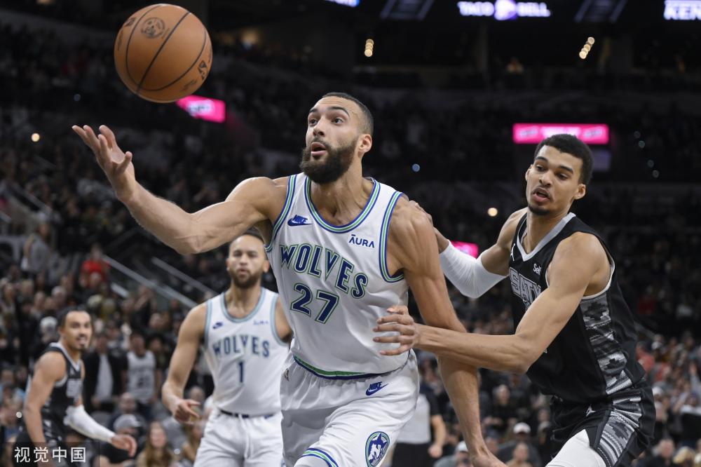 他的进球与 他的进球与